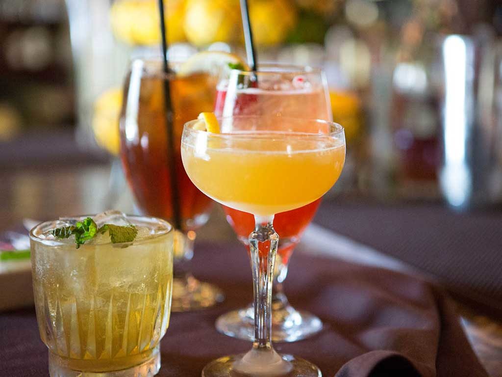 cocktails to craft how Custom Cuisine Cheers and to Cocktails Alpharetta in