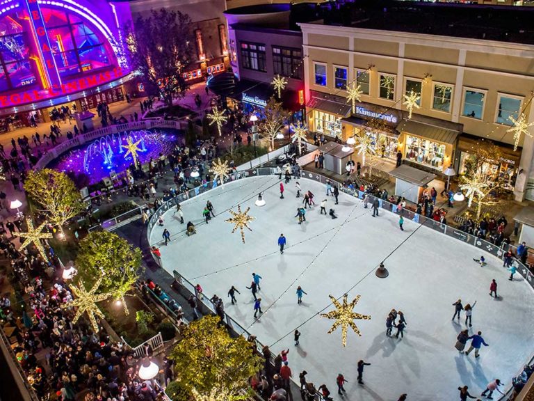 5 Spectacular Spots to See Holiday Lights Galore in Alpharetta