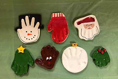 kids holiday pottery