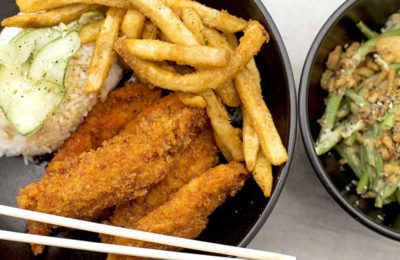 chicken tenders with french fries and a side of green beans