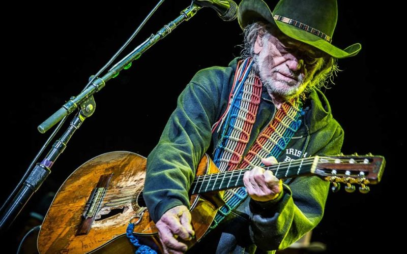willie neslon on guitar