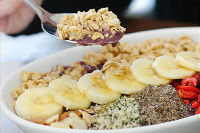 acai bowl with bananas