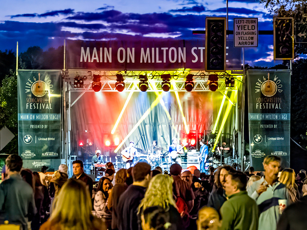 Wire and Wood Main stage musical act